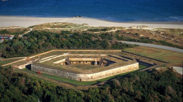 Fort Macon Overview
