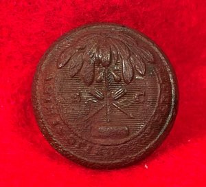 South Carolina State Seal Coat Button - "OPIBUSQUE" Misspelled