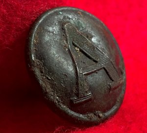 Confederate Artillery Coat Button - Lined A