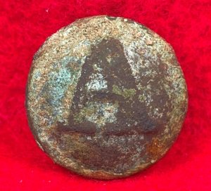 Confederate Artillery Coat Button