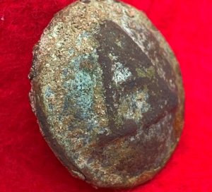 Confederate Artillery Coat Button